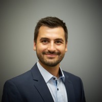 Dr. Simon Matthes