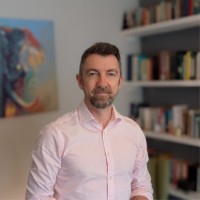 Neil White