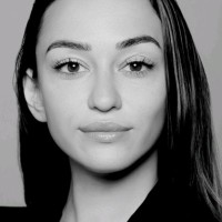 Samantha R. Julia