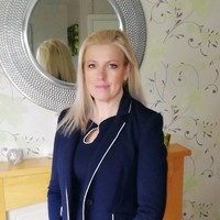 Angela Bradshaw
