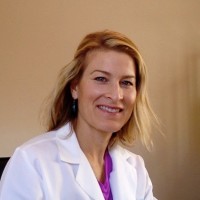Kristen Sramek, Md