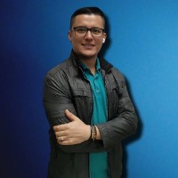 Joan Esquivel.