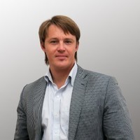 Александр Тарасов