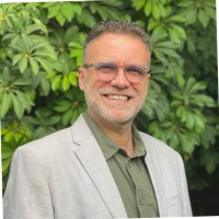 Gustavo Urretaviscaya Avero