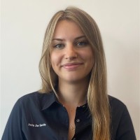 Julia De Santis