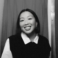 Vivian Hua (She/Her)
