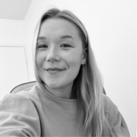 Emmi D.