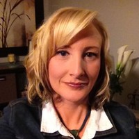 Angela Romain