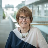Prof. Lynn Davies