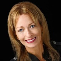 Tina Scharmach