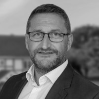 Alf Ciraolo FARLA, FNAEA, DipRLM