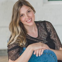 Elizabeth Bialik