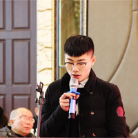 施小龙