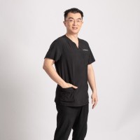 Dr William Hoo