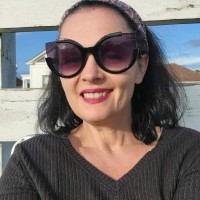 Vanessa Stringer