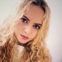 Алёна Козак