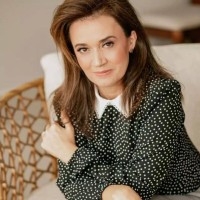 Alessandra dos Santos Brown