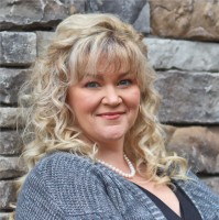 Kerri Gailey, Aptd