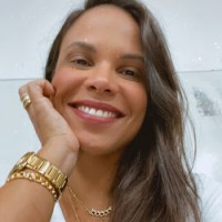 Isis Veiga