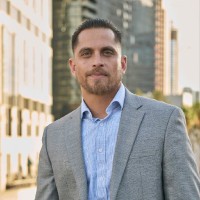Ruben R Tapia