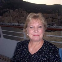 Carolyn Steele