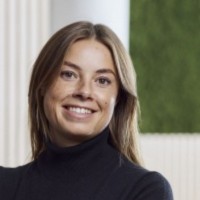 Signe Elisabeth Holm