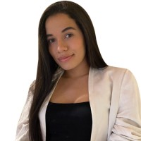 Angela María Gómez Londoño
