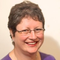 Sandra Knight