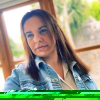 Isabel Santos
