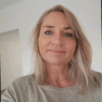 Jette Naeslund