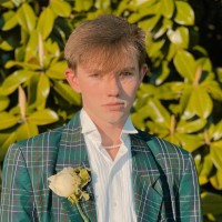 Kade Hand