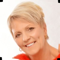 Lauren King