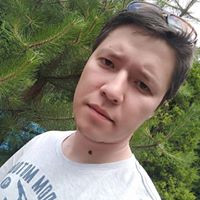 Tuмур Усаров