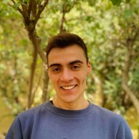 Simón Araya Corey