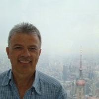 Arturo Vicente León