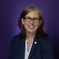 Lesley Leach