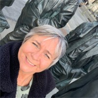 Julie Calaz