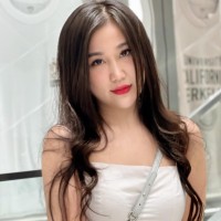 Lisa Dong