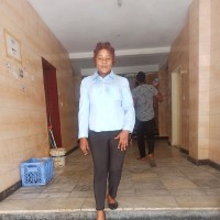 Charlotte Lenthi