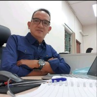 Manuel Flores