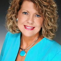 Kay Moore