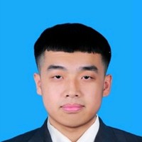 万坤鹏
