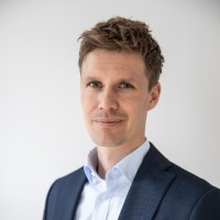 Johannes Bill Ladegaard, Cfa