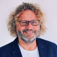 Oliver Plauschinat