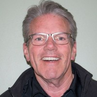 Dean Hollis