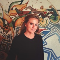 Annemieke V.