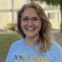 Debbie R.
