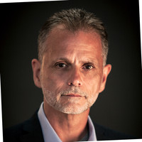 Robert Arora