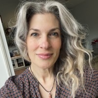 Kristin Lindsay