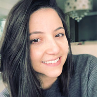 Bruna F.